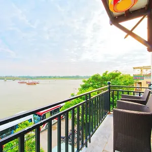 https://hoa-vang-riverside-villa.hotelsofhoian.com